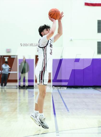 Thumbnail 3 in Monroe-Woodbury vs. Kingston (Section 9 Class AAA Final) photogallery.