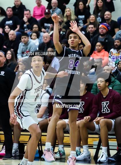 Thumbnail 1 in Monroe-Woodbury vs. Kingston (Section 9 Class AAA Final) photogallery.