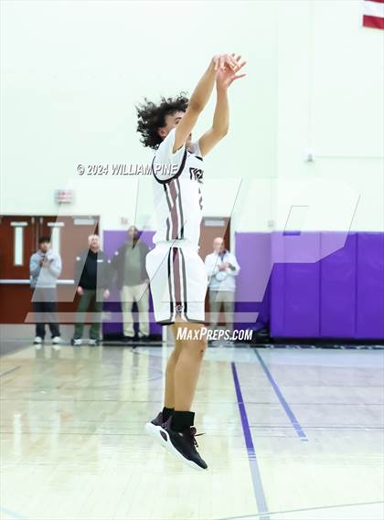 Thumbnail 2 in Monroe-Woodbury vs. Kingston (Section 9 Class AAA Final) photogallery.