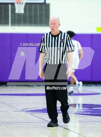 Thumbnail 2 in Monroe-Woodbury vs. Kingston (Section 9 Class AAA Final) photogallery.