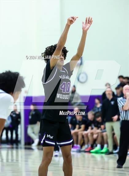 Thumbnail 1 in Monroe-Woodbury vs. Kingston (Section 9 Class AAA Final) photogallery.