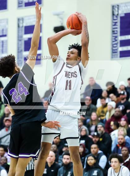 Thumbnail 3 in Monroe-Woodbury vs. Kingston (Section 9 Class AAA Final) photogallery.