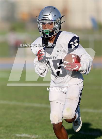 Thumbnail 1 in Clovis East @ Arroyo Grande photogallery.