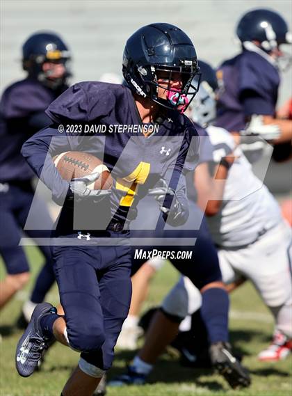 Thumbnail 2 in Clovis East @ Arroyo Grande photogallery.