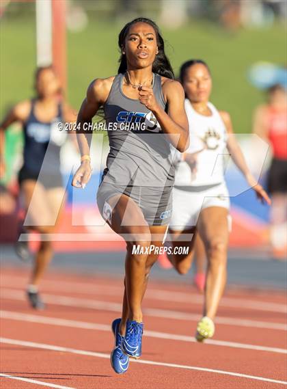 Thumbnail 2 in CIF State Championships (400m Qualifying) photogallery.
