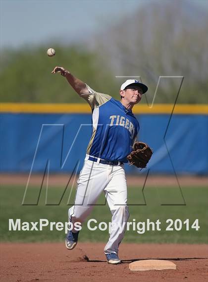 Thumbnail 1 in Flowing Wells @ Marana  photogallery.