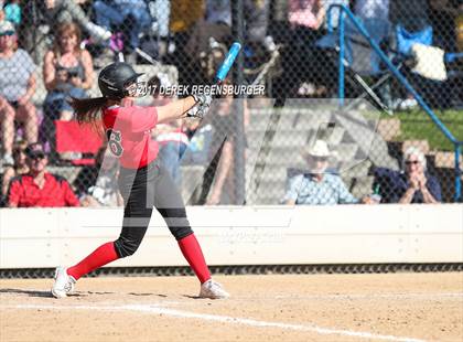 Thumbnail 3 in Prairie View vs. Loveland (CHSAA 5A Playoffs) photogallery.