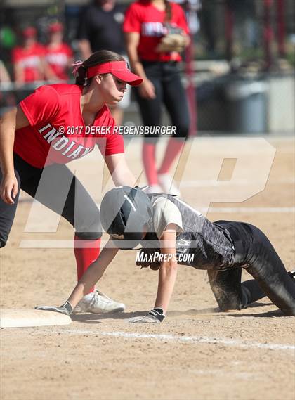 Thumbnail 2 in Prairie View vs. Loveland (CHSAA 5A Playoffs) photogallery.