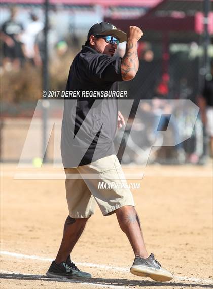 Thumbnail 3 in Prairie View vs. Loveland (CHSAA 5A Playoffs) photogallery.