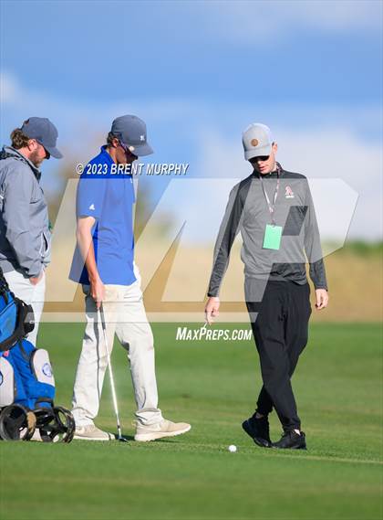 Thumbnail 3 in CHSAA 3A State Championship - Day 2 photogallery.