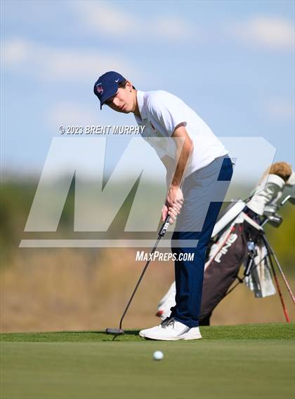 Thumbnail 3 in CHSAA 3A State Championship - Day 2 photogallery.