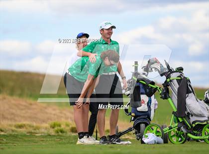 Thumbnail 3 in CHSAA 3A State Championship - Day 2 photogallery.