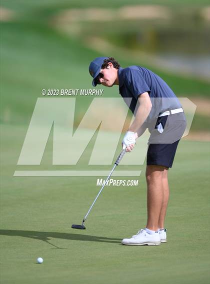 Thumbnail 1 in CHSAA 3A State Championship - Day 2 photogallery.