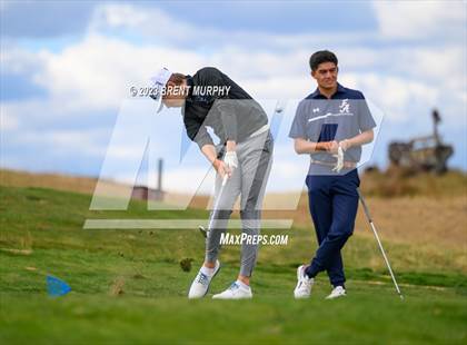Thumbnail 2 in CHSAA 3A State Championship - Day 2 photogallery.