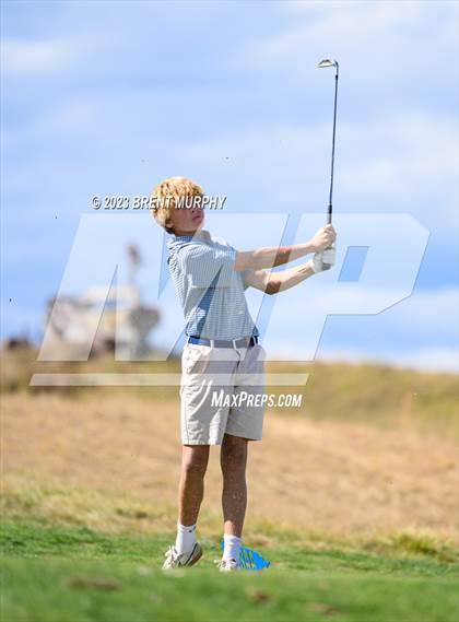 Thumbnail 3 in CHSAA 3A State Championship - Day 2 photogallery.