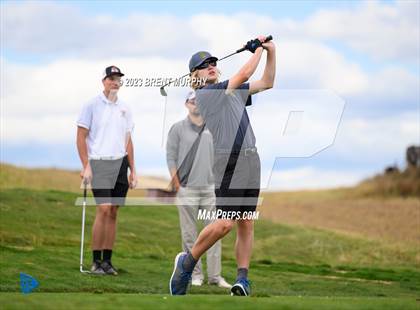 Thumbnail 2 in CHSAA 3A State Championship - Day 2 photogallery.