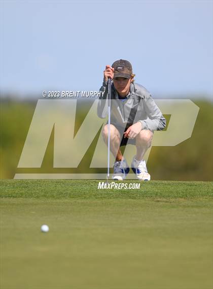 Thumbnail 1 in CHSAA 3A State Championship - Day 2 photogallery.