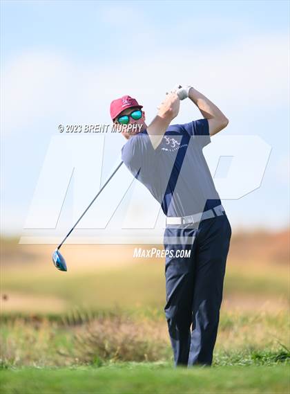 Thumbnail 2 in CHSAA 3A State Championship - Day 2 photogallery.