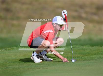 Thumbnail 2 in CHSAA 3A State Championship - Day 2 photogallery.