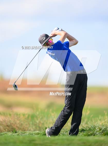 Thumbnail 3 in CHSAA 3A State Championship - Day 2 photogallery.