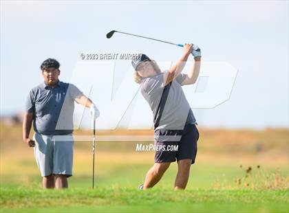 Thumbnail 2 in CHSAA 3A State Championship - Day 2 photogallery.