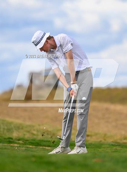 Thumbnail 3 in CHSAA 3A State Championship - Day 2 photogallery.