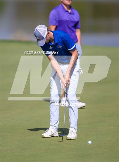 Thumbnail 3 in CHSAA 3A State Championship - Day 2 photogallery.