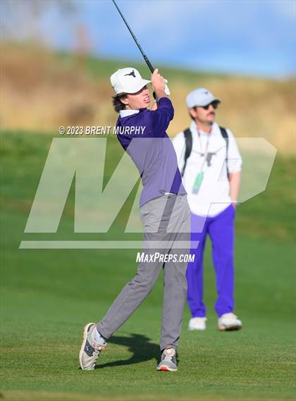 Thumbnail 2 in CHSAA 3A State Championship - Day 2 photogallery.