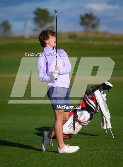 Thumbnail 3 in CHSAA 3A State Championship - Day 2 photogallery.