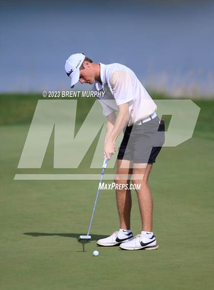 Thumbnail 1 in CHSAA 3A State Championship - Day 2 photogallery.