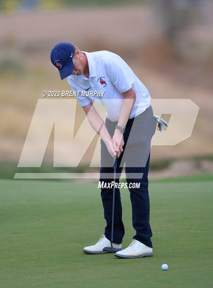 Thumbnail 3 in CHSAA 3A State Championship - Day 2 photogallery.