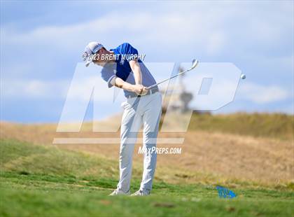 Thumbnail 3 in CHSAA 3A State Championship - Day 2 photogallery.