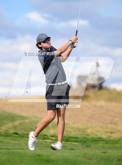 Thumbnail 1 in CHSAA 3A State Championship - Day 2 photogallery.