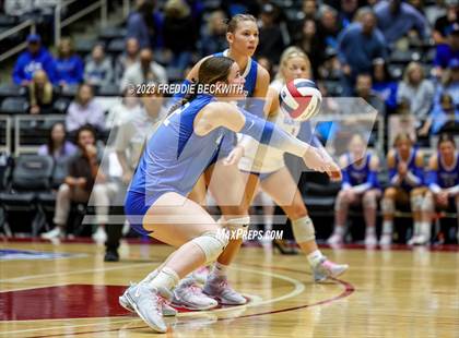 Thumbnail 1 in Gunter vs. Bushland (UIL 3A Volleyball Final) photogallery.