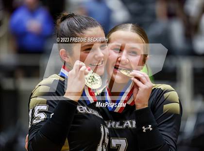 Thumbnail 3 in Gunter vs. Bushland (UIL 3A Volleyball Final) photogallery.