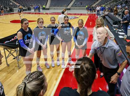 Thumbnail 1 in Gunter vs. Bushland (UIL 3A Volleyball Final) photogallery.