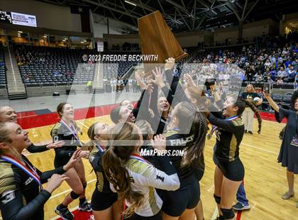 Thumbnail 2 in Gunter vs. Bushland (UIL 3A Volleyball Final) photogallery.