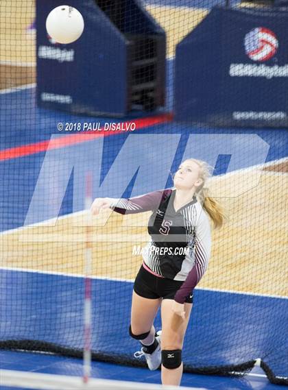 Thumbnail 1 in Swink vs. Limon (CHSAA 2A First Round) photogallery.
