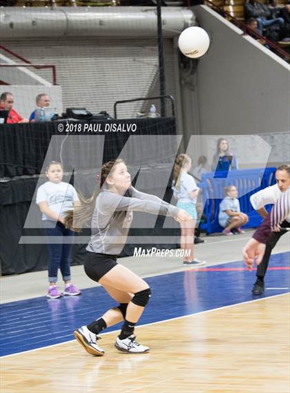 Thumbnail 3 in Swink vs. Limon (CHSAA 2A First Round) photogallery.