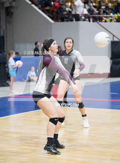 Thumbnail 3 in Swink vs. Limon (CHSAA 2A First Round) photogallery.