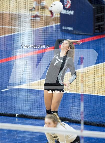 Thumbnail 2 in Swink vs. Limon (CHSAA 2A First Round) photogallery.