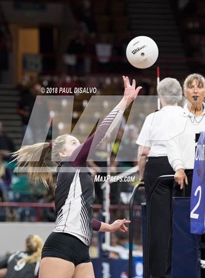 Thumbnail 2 in Swink vs. Limon (CHSAA 2A First Round) photogallery.