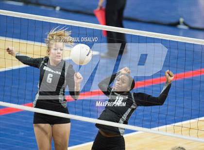 Thumbnail 1 in Swink vs. Limon (CHSAA 2A First Round) photogallery.