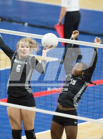 Thumbnail 3 in Swink vs. Limon (CHSAA 2A First Round) photogallery.