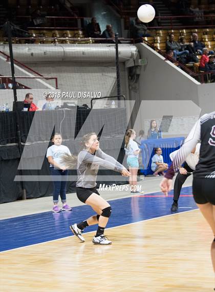 Thumbnail 1 in Swink vs. Limon (CHSAA 2A First Round) photogallery.