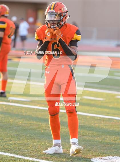 Thumbnail 1 in Mountain Pointe @ Corona del Sol photogallery.