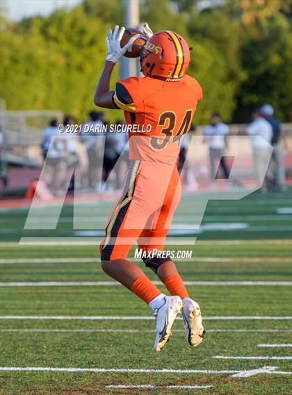 Thumbnail 3 in Mountain Pointe @ Corona del Sol photogallery.