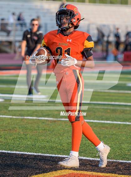 Thumbnail 1 in Mountain Pointe @ Corona del Sol photogallery.