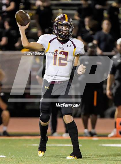 Thumbnail 3 in Mountain Pointe @ Corona del Sol photogallery.