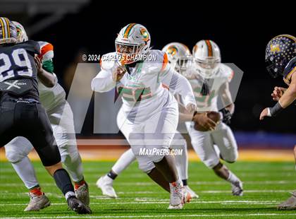 Thumbnail 1 in Sam Houston @ Liberty Hill (UIL Football 5A Division 2 Region 3 Bi-District) photogallery.